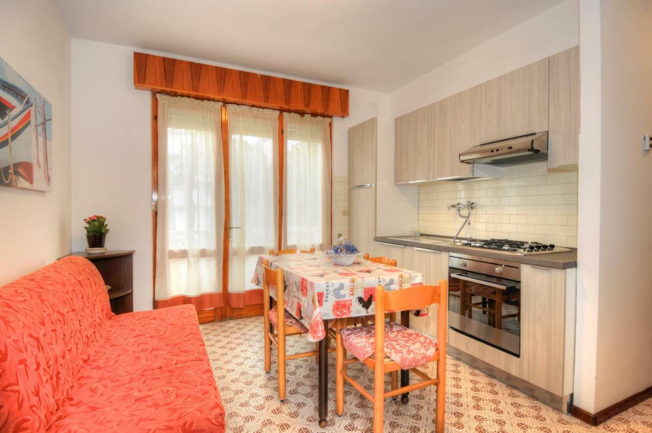 Residence Villa Laura Lignano Sabbiadoro Eksteriør bilde